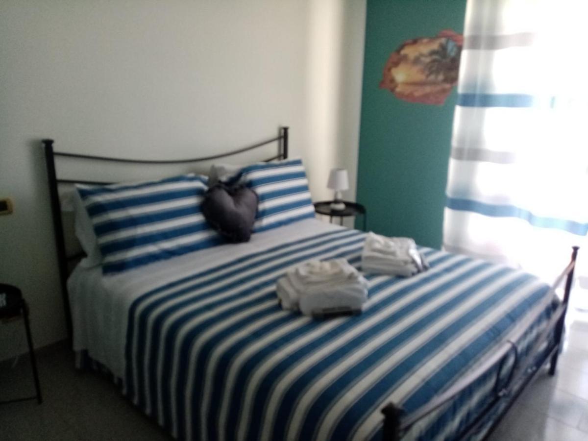 Le Stanze Di Botticelli Bed & Breakfast Termoli Ngoại thất bức ảnh